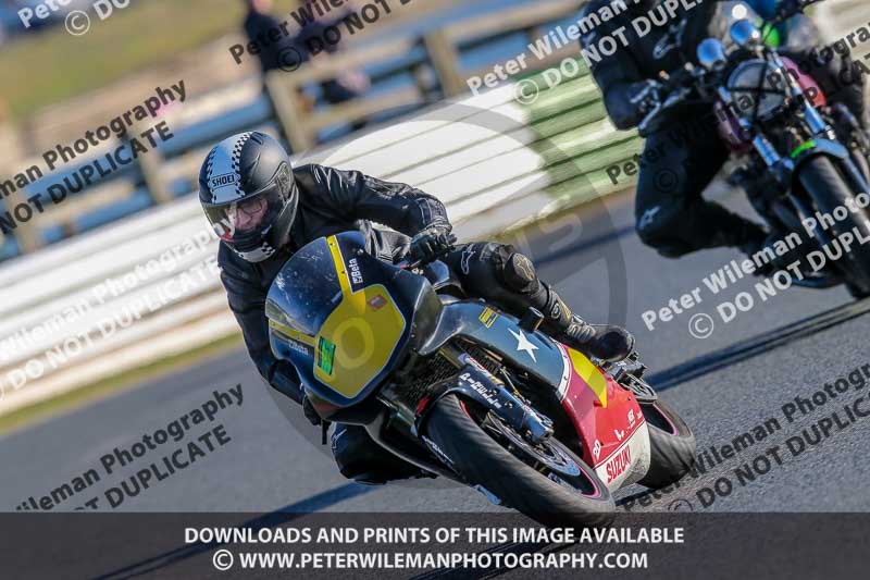 PJM Wedding Photography;enduro digital images;event digital images;eventdigitalimages;mallory park;mallory park photographs;mallory park trackday;mallory park trackday photographs;no limits trackdays;peter wileman photography;racing digital images;trackday digital images;trackday photos